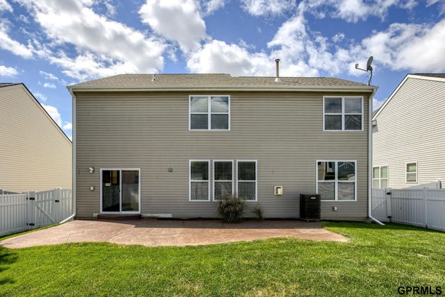 7943 N 152nd Avenue, Bennington, NE 68007