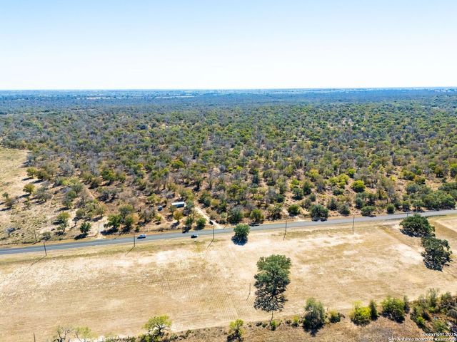 21270 Priest Rd, Elmendorf, TX 78112