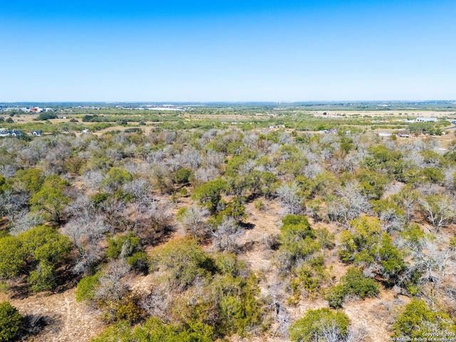 21270 Priest Rd, Elmendorf, TX 78112