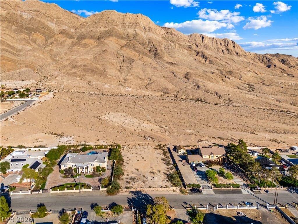 310 Peaceful Street, Las Vegas, NV 89110 — photo 5