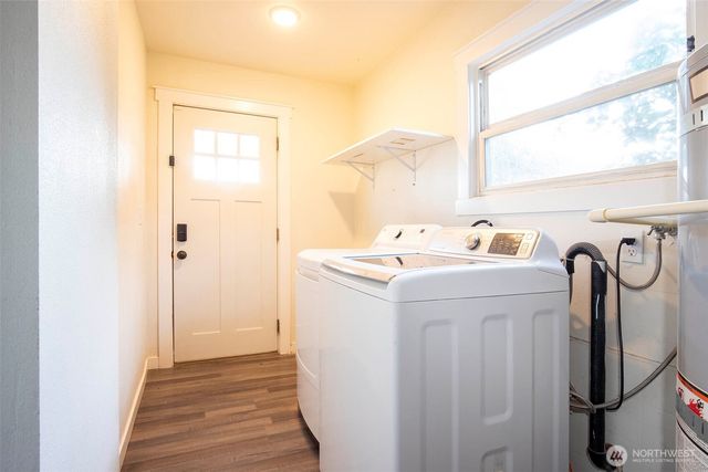 1204 4th Avenue SE, Puyallup, WA 98372