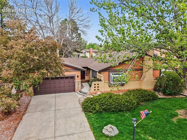 2230 Brookwood Drive, Colorado Springs, CO 80918