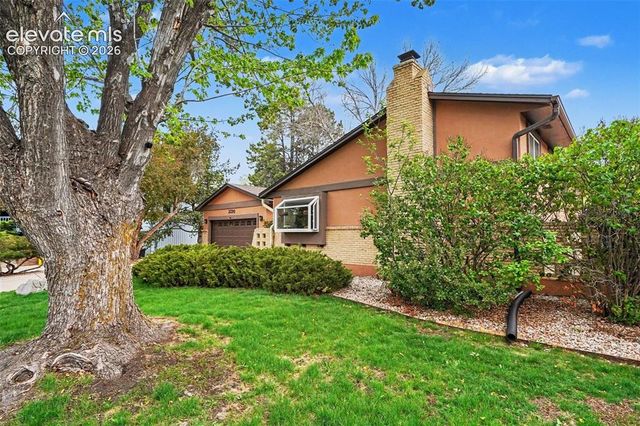 2230 Brookwood Drive, Colorado Springs, CO 80918