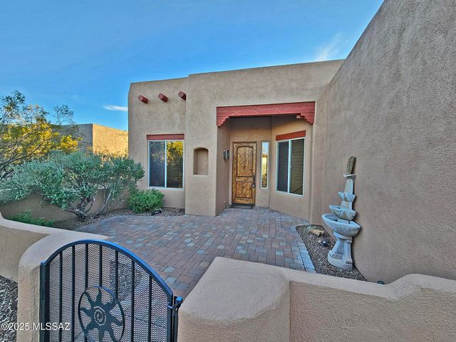 849 E Florida Saddle Drive, Green Valley, AZ 85614