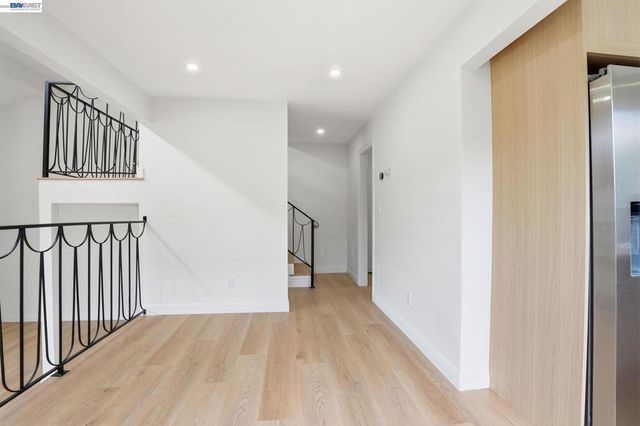 2013 Dolphin Dr, Aptos, CA 95003