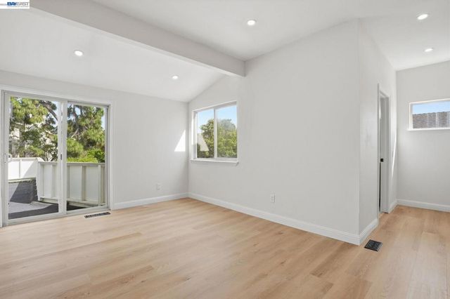 2013 Dolphin Dr, Aptos, CA 95003