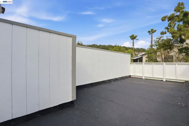 2013 Dolphin Dr, Aptos, CA 95003