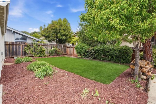 2013 Dolphin Dr, Aptos, CA 95003