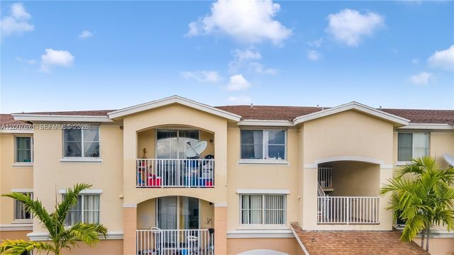 13780 NE 3rd Ct 207, North Miami, FL 33161