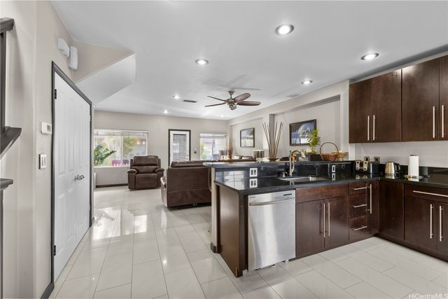 91-1059 Keoneula Boulevard F4, Ewa Beach, HI 96706