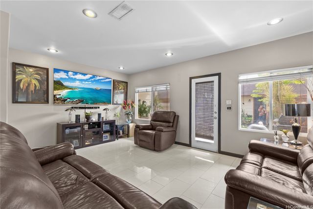 91-1059 Keoneula Boulevard F4, Ewa Beach, HI 96706