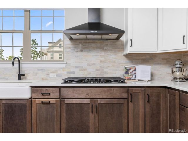 5974 Dallas St, Denver, CO 80238