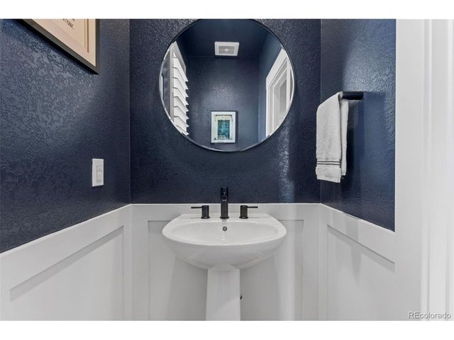 5974 Dallas St, Denver, CO 80238