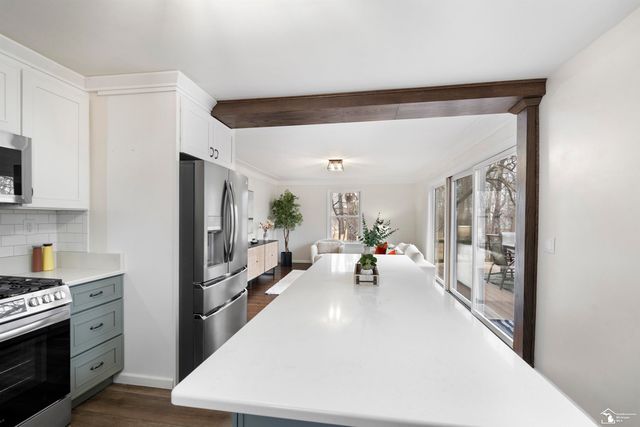 8951 Jackman Road, Temperance, MI 48182