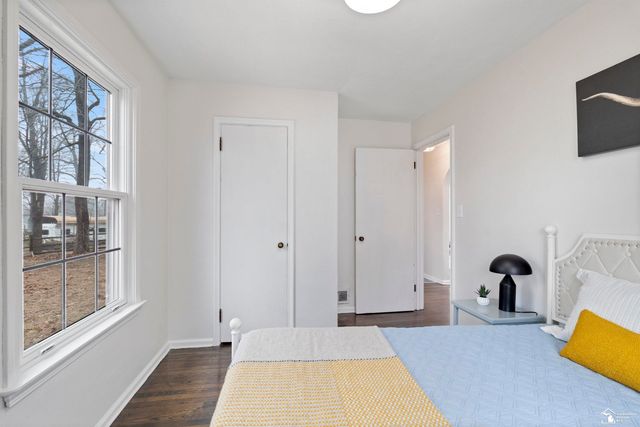 8951 Jackman Road, Temperance, MI 48182