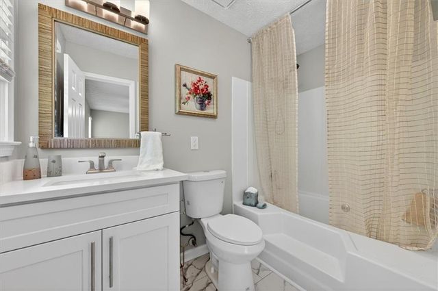 3860 Maple Wood Trail, Buford, GA 30518