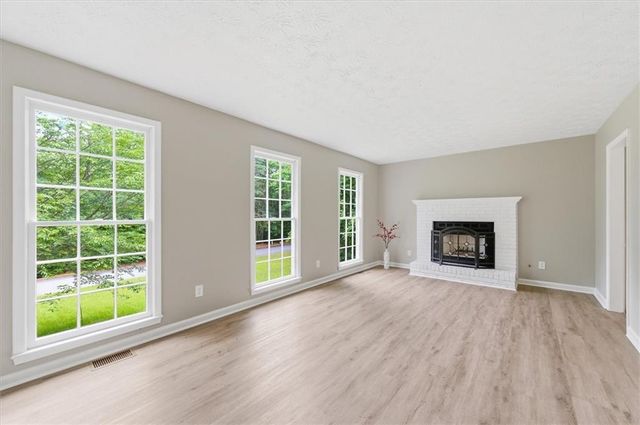 3860 Maple Wood Trail, Buford, GA 30518