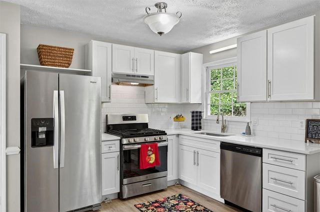 3860 Maple Wood Trail, Buford, GA 30518