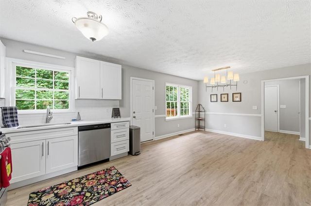 3860 Maple Wood Trail, Buford, GA 30518
