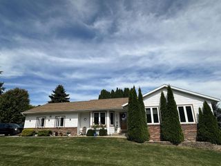 738 Mellum Drive, Stoughton, WI 53589
