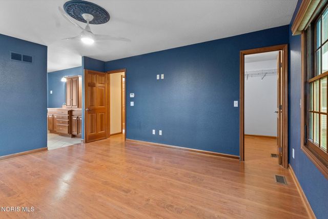 1610 Berkey Road, Swanton, OH 43558