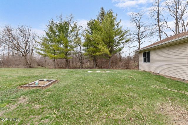 1610 Berkey Road, Swanton, OH 43558