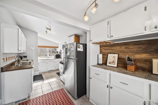 3223 S Grant Street, Englewood, CO 80113