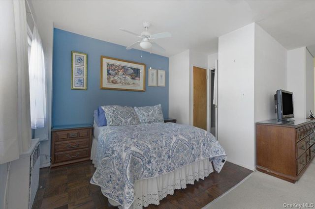 740 E Broadway 2J, Long Beach, NY 11561