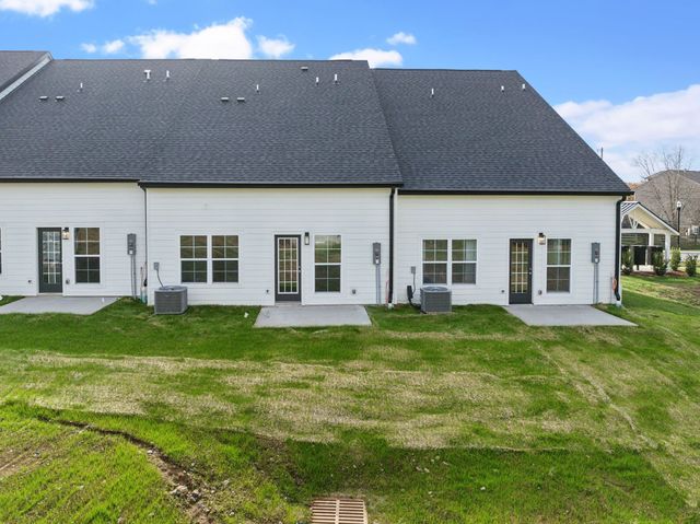 539 Tulip Springs Rd, Hermitage, TN 37076