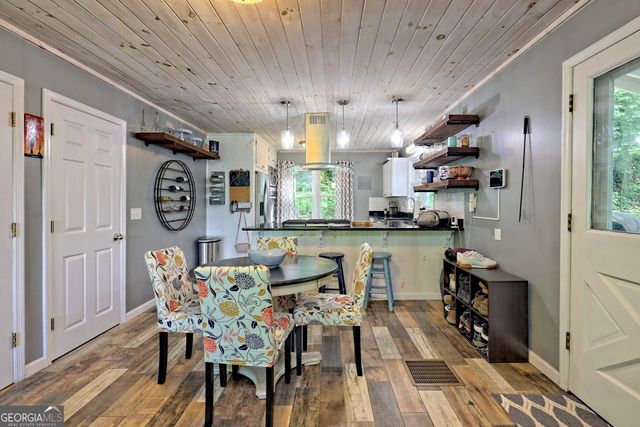 931 Timber Bluff Drive, Clayton, GA 30525
