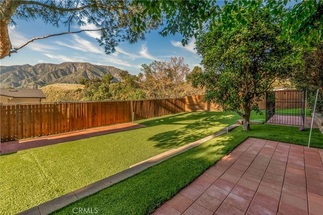 11064 Plainview, Tujunga, CA 91042