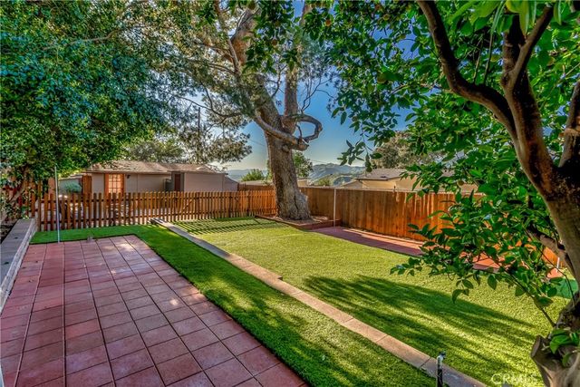 11064 Plainview, Tujunga, CA 91042