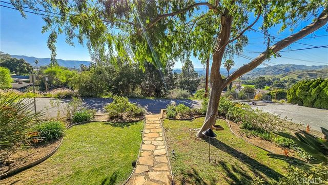 11064 Plainview, Tujunga, CA 91042