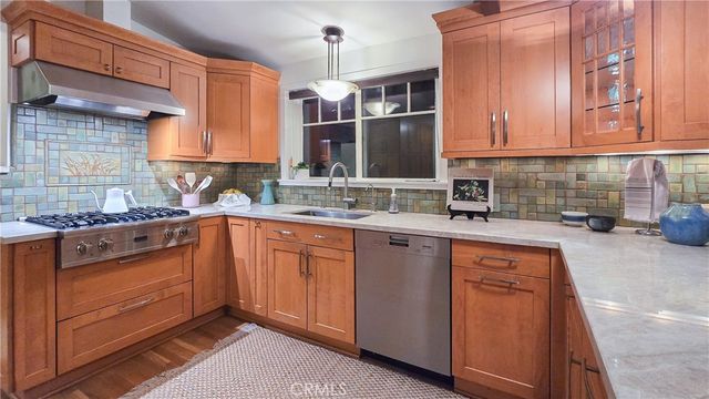 11064 Plainview, Tujunga, CA 91042