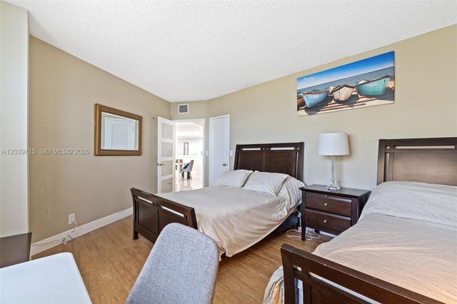 3725 S Ocean Dr 1410, Hollywood, FL 33019