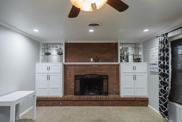 904 Itasca Street, Plainview, TX 79072