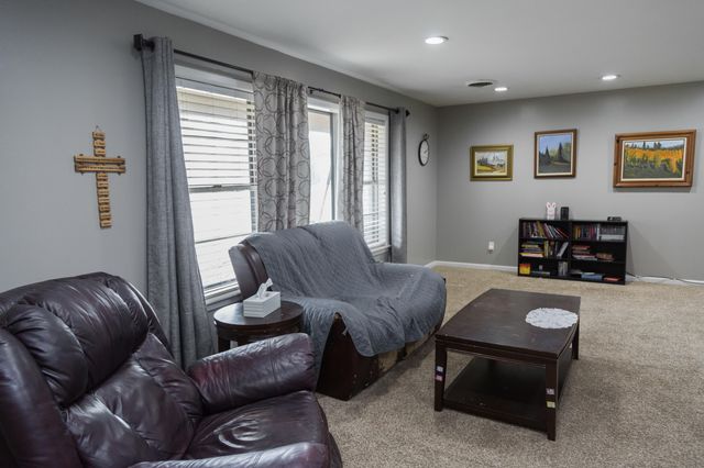 904 Itasca Street, Plainview, TX 79072