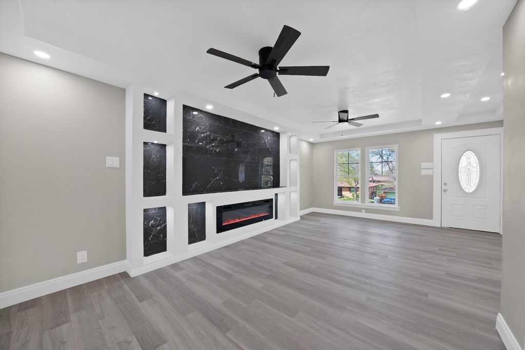 1122 Pinedale Lane, Dallas, TX 75241