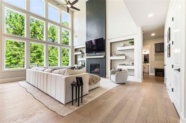 3018 Millpond Way, Woodstock, GA 30188