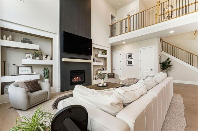 3018 Millpond Way, Woodstock, GA 30188