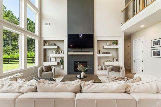3018 Millpond Way, Woodstock, GA 30188