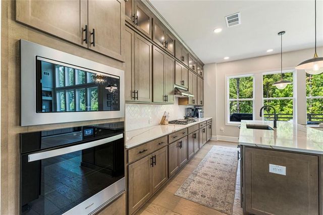 3018 Millpond Way, Woodstock, GA 30188