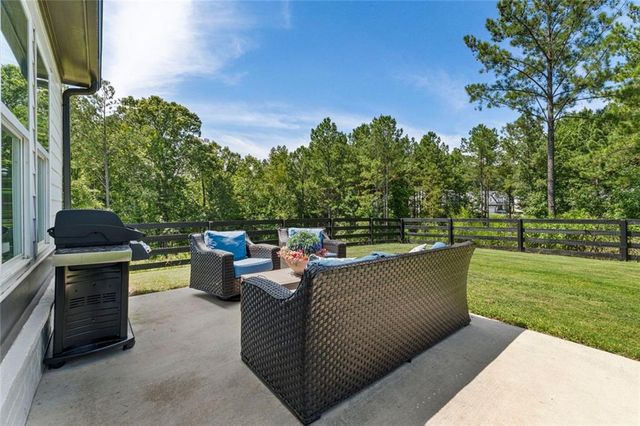 3018 Millpond Way, Woodstock, GA 30188