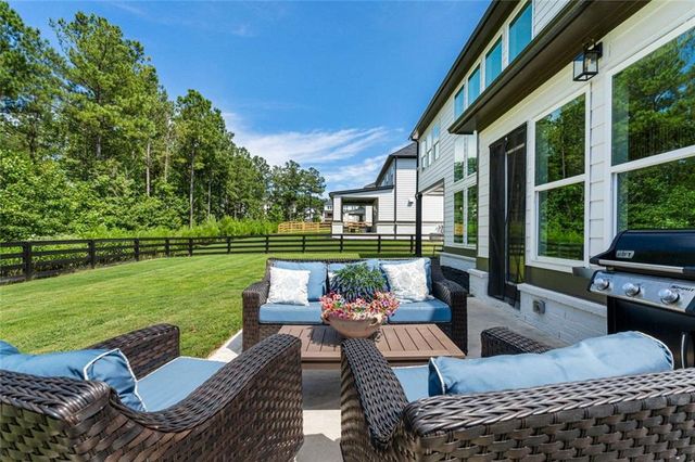 3018 Millpond Way, Woodstock, GA 30188