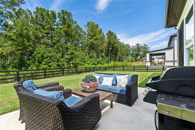 3018 Millpond Way, Woodstock, GA 30188