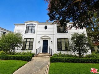 236 S Spalding Drive 1/2, Beverly Hills, CA 90212