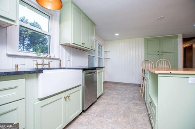105 Sharp Drive, Carrollton, GA 30117