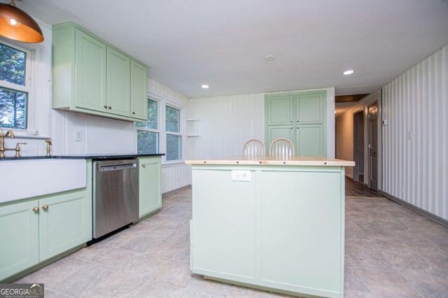 105 Sharp Drive, Carrollton, GA 30117