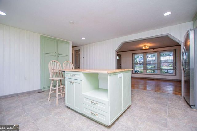105 Sharp Drive, Carrollton, GA 30117