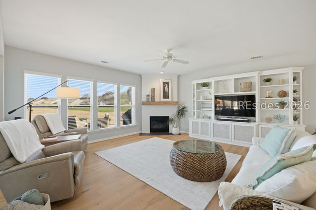 106 Shearwater Point Dr, Bluffton, SC 29909